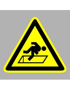 Vigyázz! Nyitott akna - Zuhanásveszély! 2