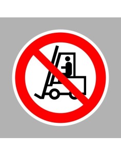 Targoncával behajtani tilos! 2