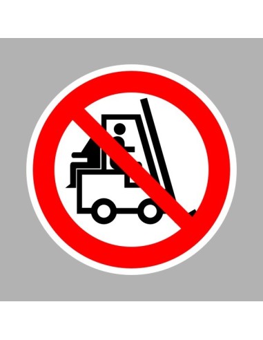 Személyt szállítani tilos piktogram öntapadós vinil anyagon