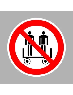 A kocsin utazni tilos! 2