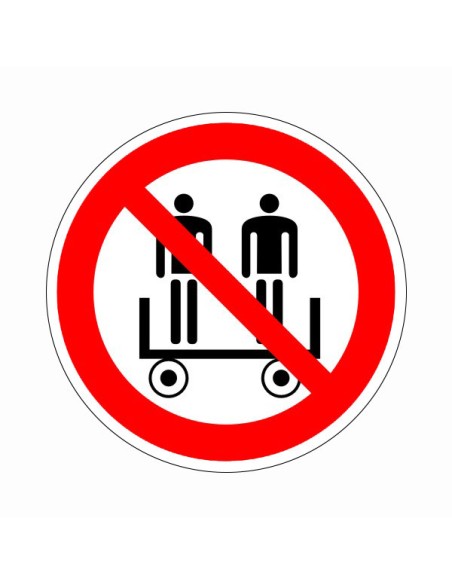 A kocsin utazni tilos!