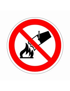 Vízzel oltani tilos!