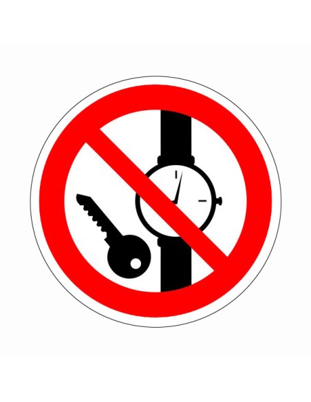 Órával, fém tárggyal belépni tilos!