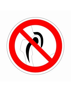 Fém implantátumot használóknak belépni tilos!